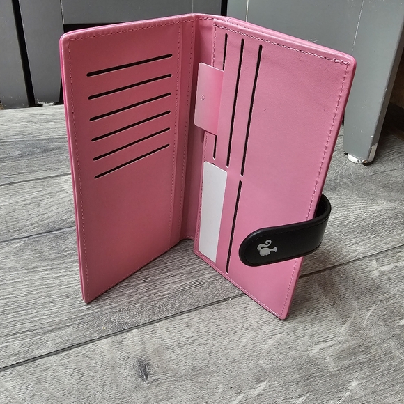 Barbie Limited Edition Bright Pink & Black Leather Wallet Miniso Collaboration - Picture 6 of 11